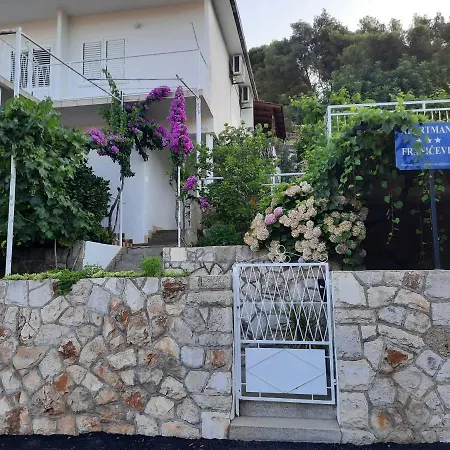 Franicevic With Spacious Terrace And Beautiful View Jelsa (Hvar)