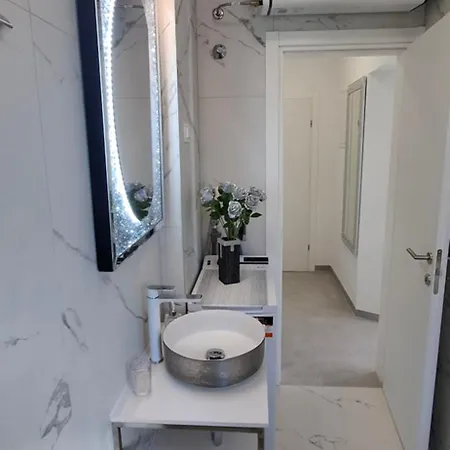 New And Modern Franicevic Renovated In 2026