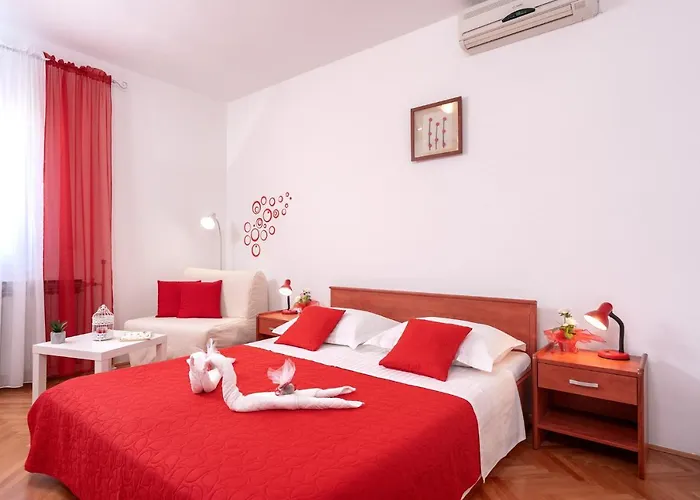 Franicevic With Spacious Terrace And Beautiful View *